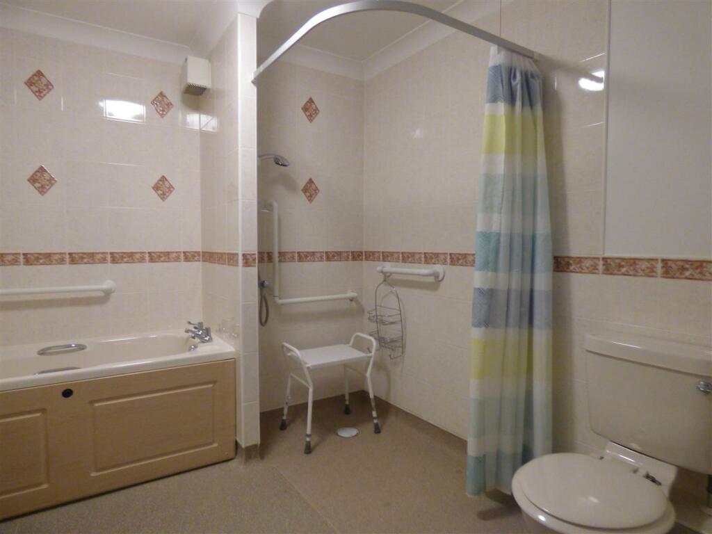 Additional image 10 of Glen View, Gravesend