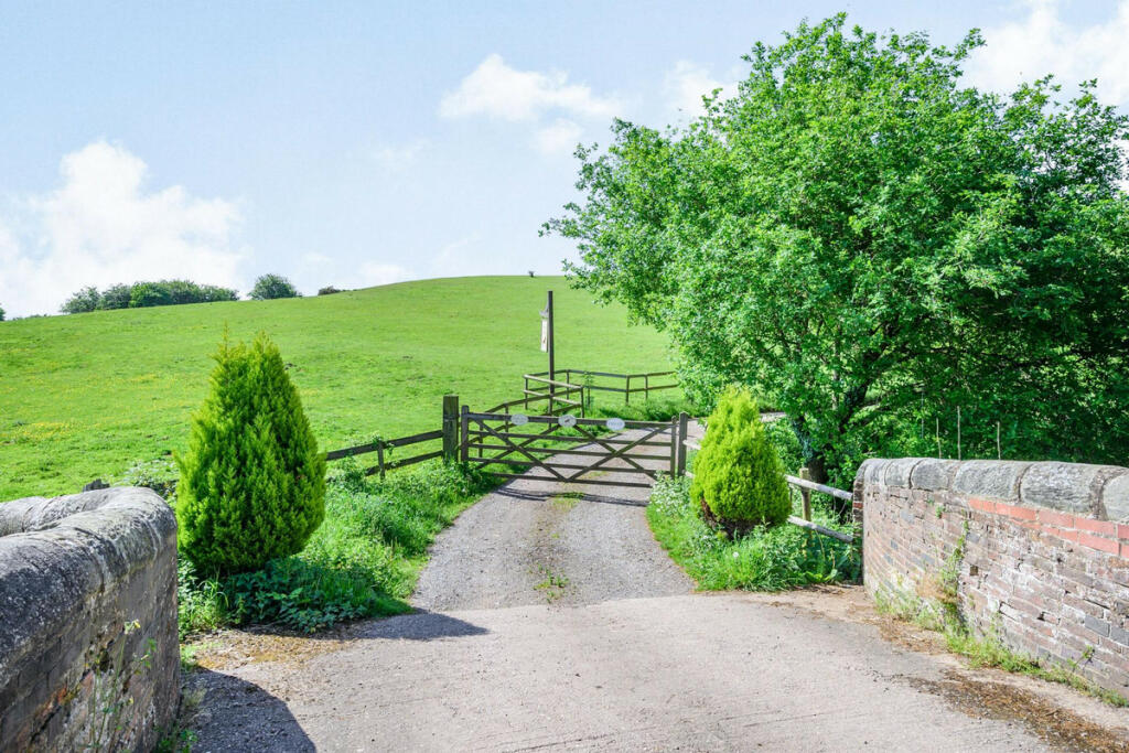 Additional image 7 of Mancetter, Atherstone, CV9 2RL