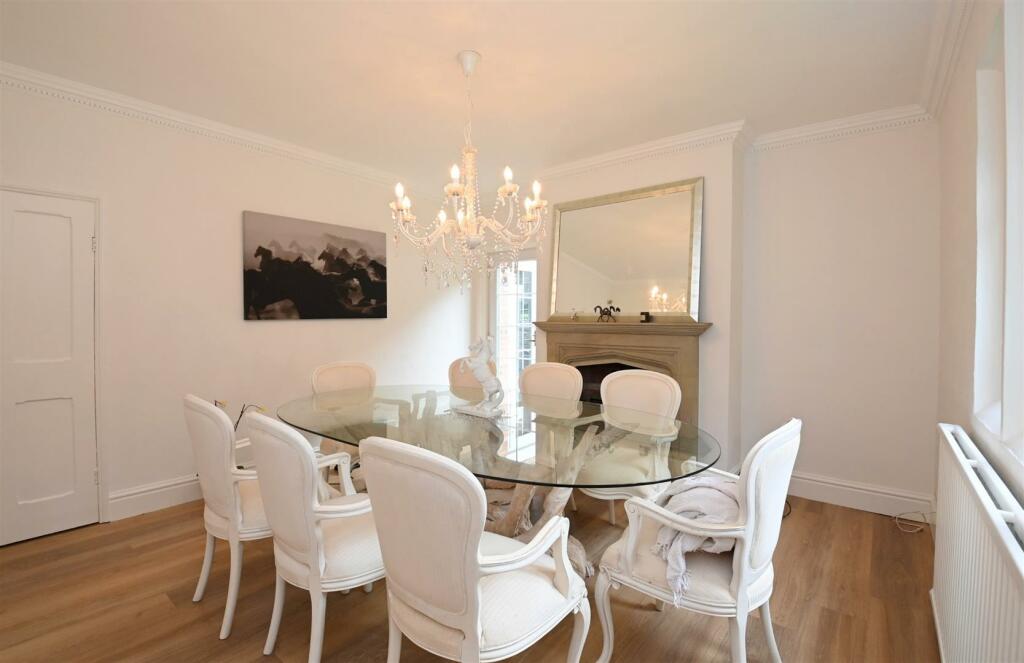 Additional image 7 of Lawnbank House, Wychnor, DE13