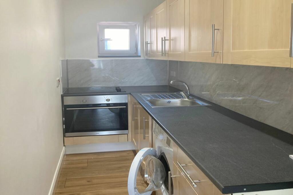 Additional image 6 of 269, High Street Flat 2-2, Arbroath, DD111EE