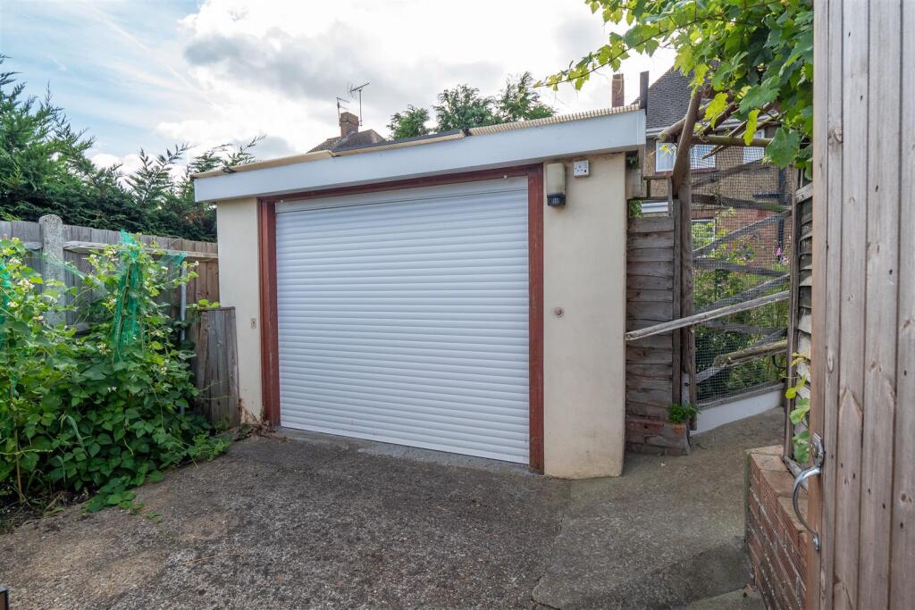 Additional image 23 of Bristol Road, Gravesend