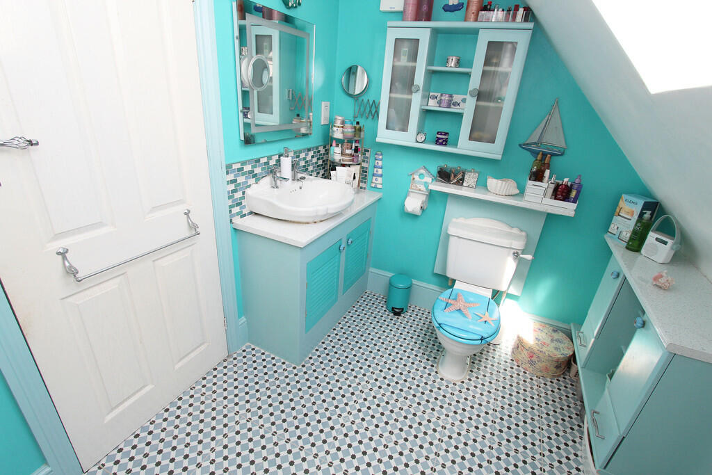 Additional image 25 of Singlewell Road, Gravesend