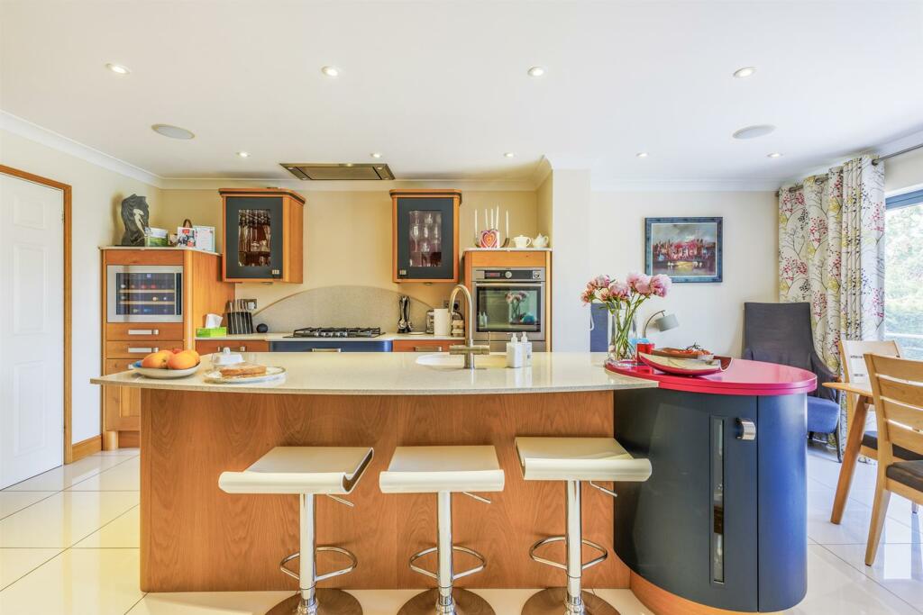 Additional image 3 of Cotswold Close, Tredington, Warwickshire