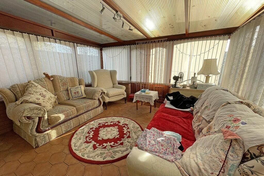 Additional image 6 of Holmes Road, Whitnash, Leamington Spa