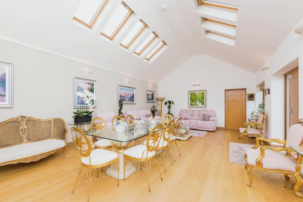 Additional image 4 of Knowle Hill, Hurley, ATHERSTONE