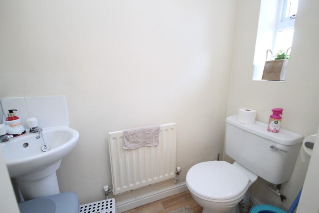 Additional image 5 of Viaduct Close, Rugby, Warwickshire, CV21