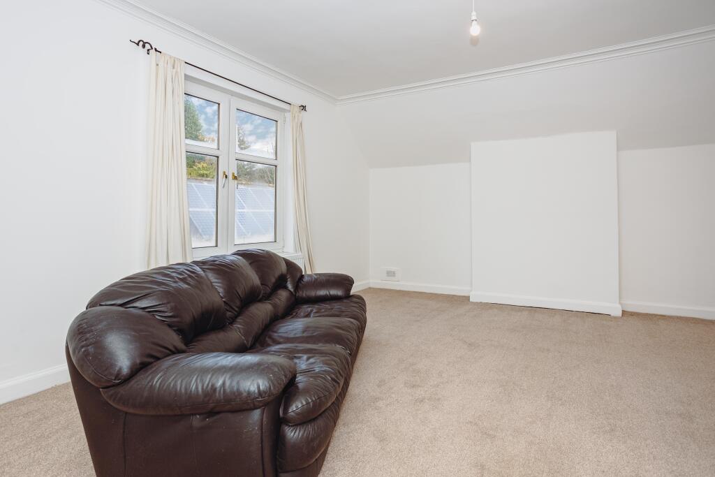 Additional image 16 of Ravetta, Moffat, DG10