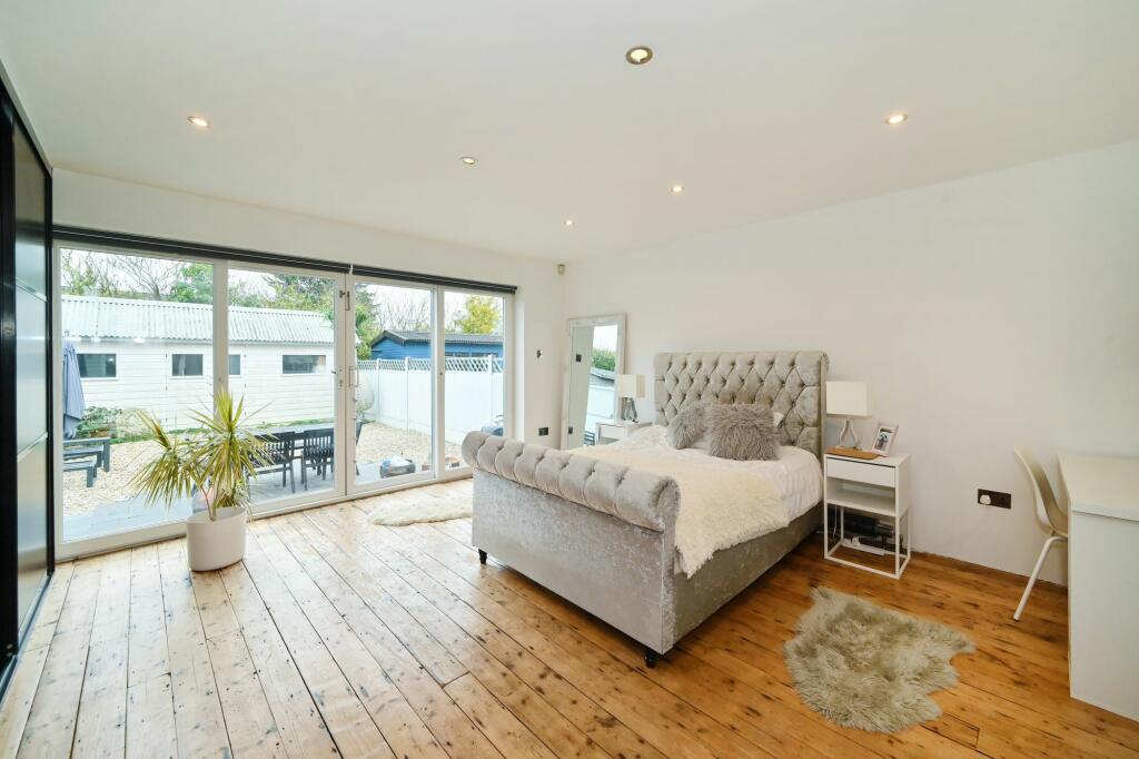 Additional image 19 of Preston Parade, Seasalter, CT5