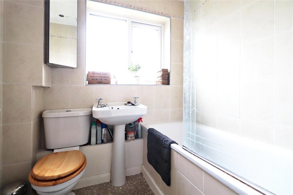Additional image 8 of Fairmont Close, Belvedere, Kent, DA17