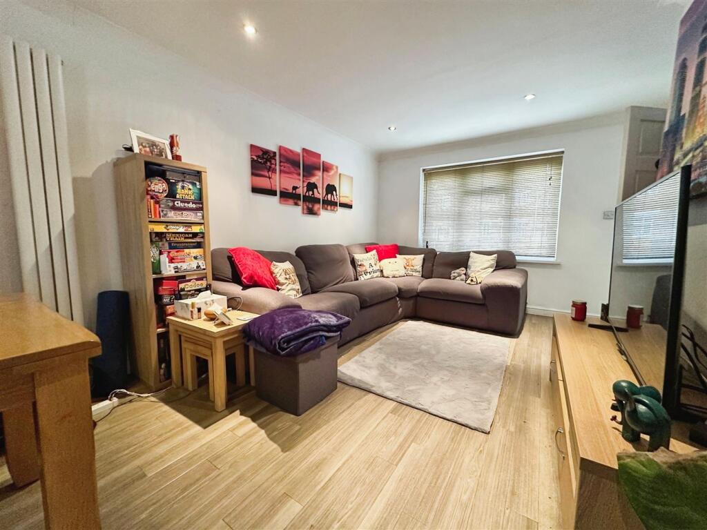 Additional image 29 of Henley Road, Leamington Spa