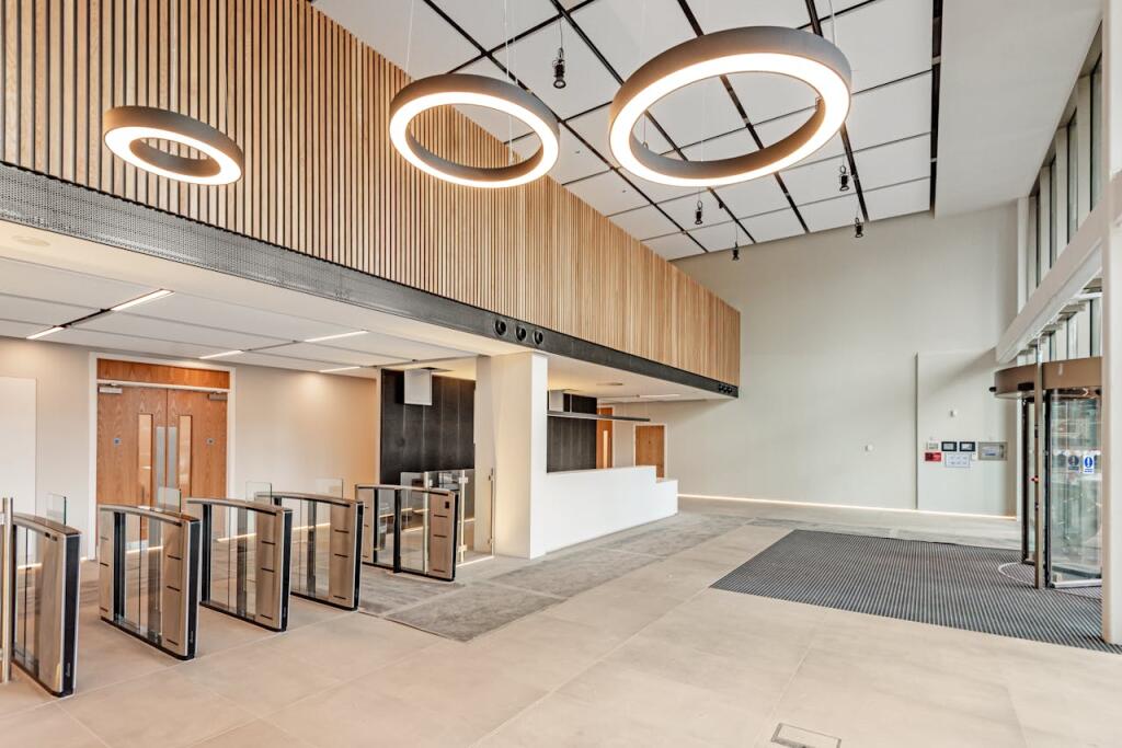 Additional image 10 of 2 Greenmarket, Dundee, DD1 4QB