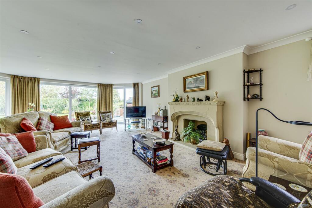 Additional image 11 of Spacious home on the exclusive Blackfirs Lane, Somerford, Congleton