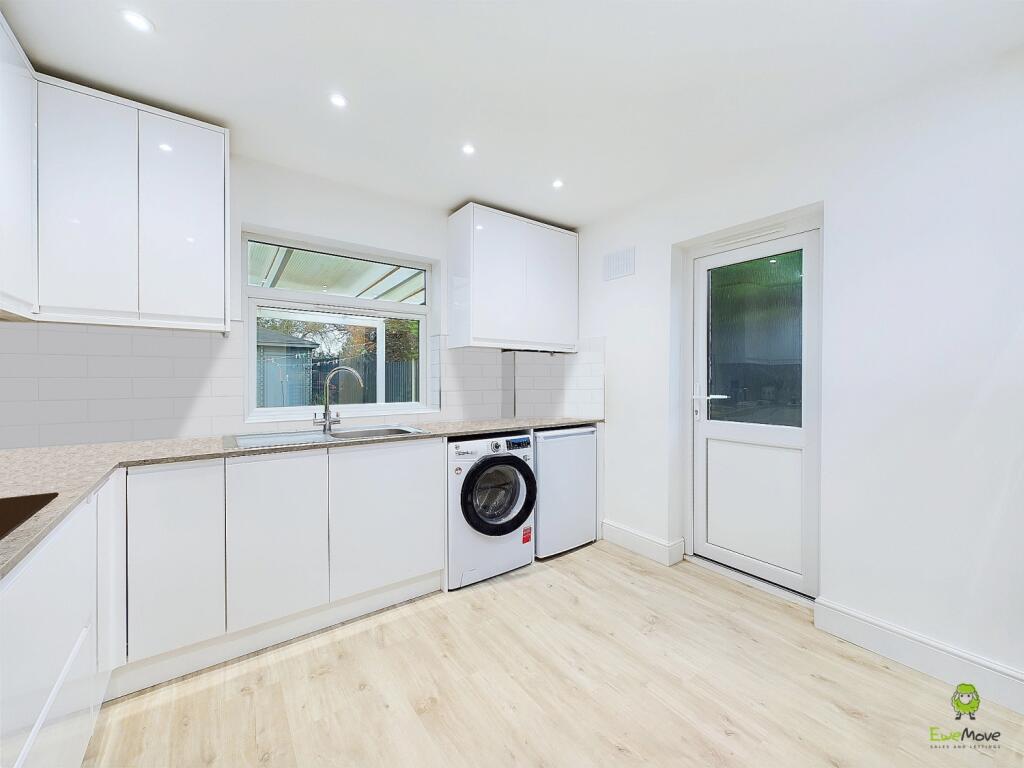 Additional image 2 of Long Lane, Bexleyheath, Kent, DA7