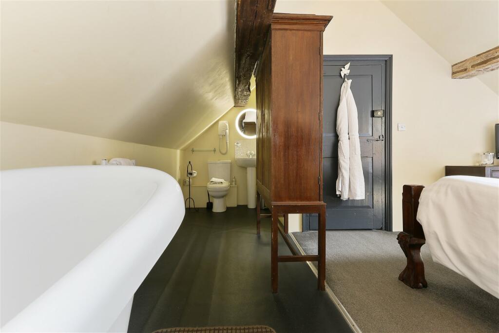 Additional image 9 of Derbyshire Country House, Nr Matlock