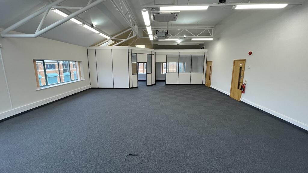 Additional image 9 of 2 Jephson Court, Tancred Close, Leamington Spa, Warwickshire, CV31 3RZ