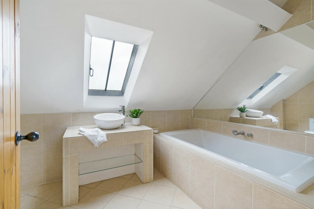 Additional image 21 of Dalehouse Lane, Kenilworth, CV8