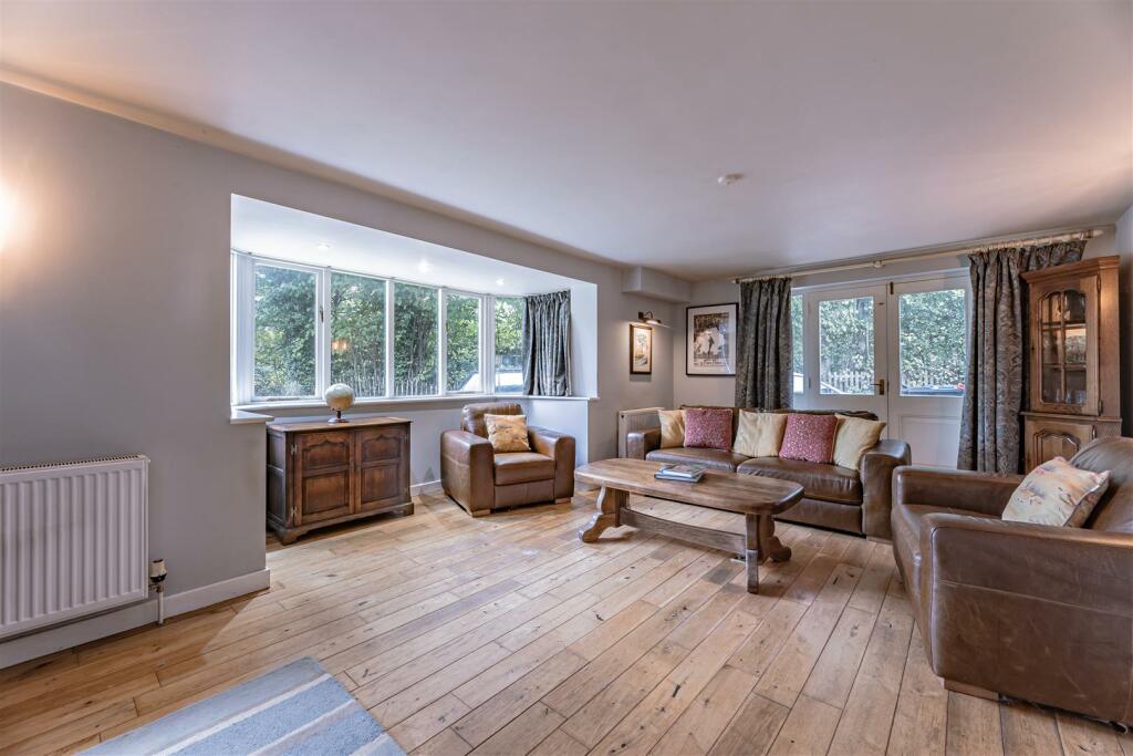 Additional image 7 of Exceptional detached period property tucked away on a quiet leafy road