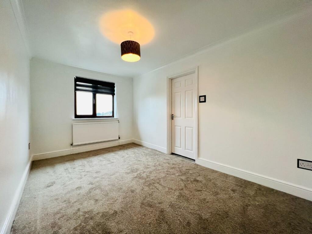 Additional image 9 of HYTHE