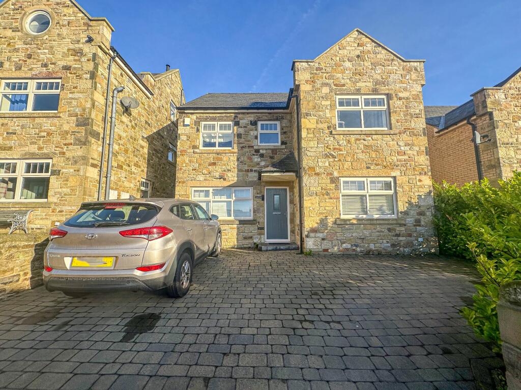 Laurel House, West Road, Tantobie, Stanley