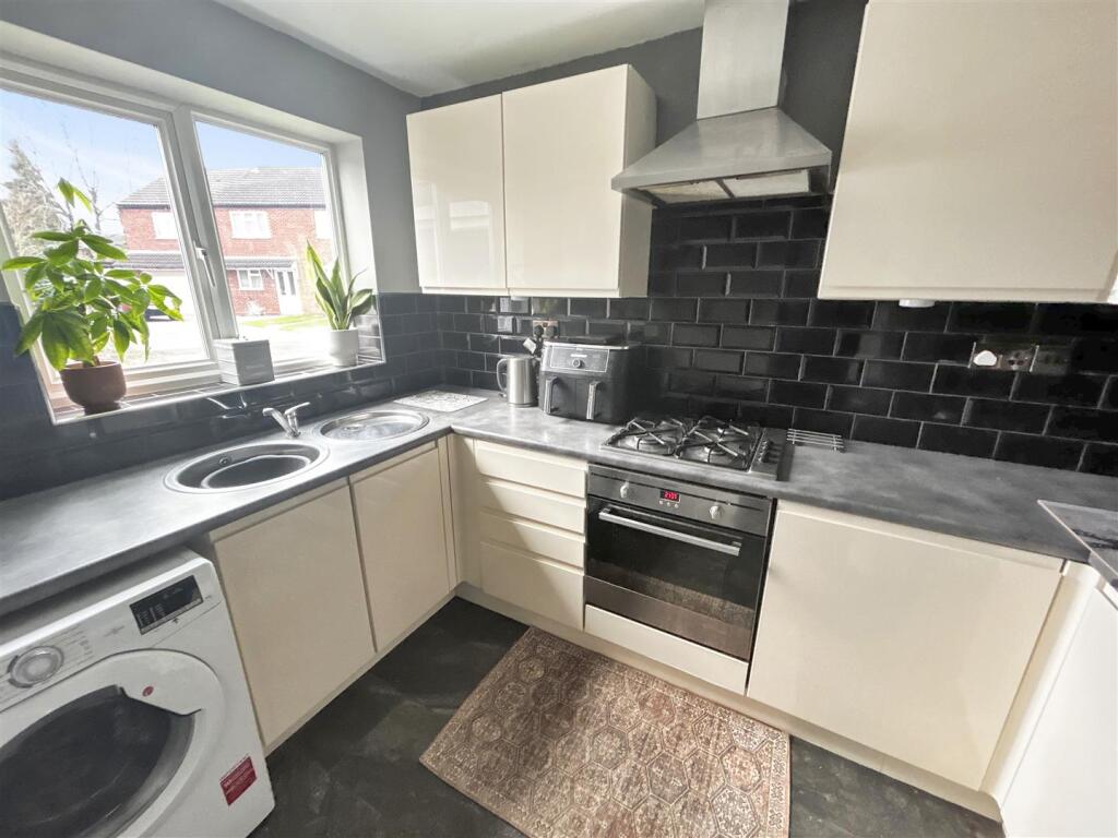 Additional image 10 of Valletta Way, Wellesbourne, Warwick