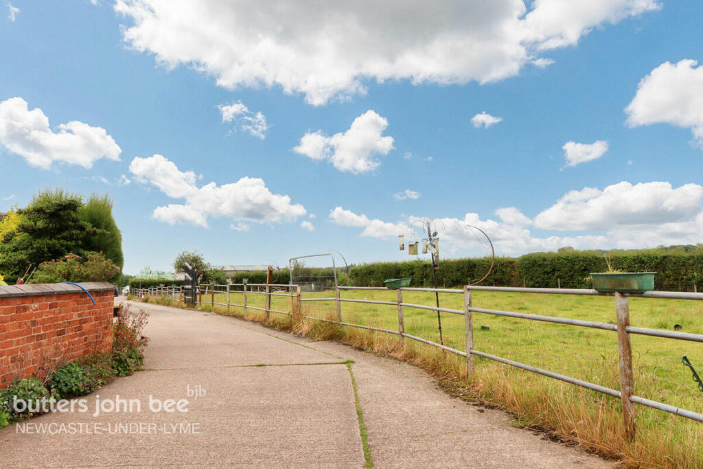 Additional image 23 of Den Lane, Wrinehill, CREWE