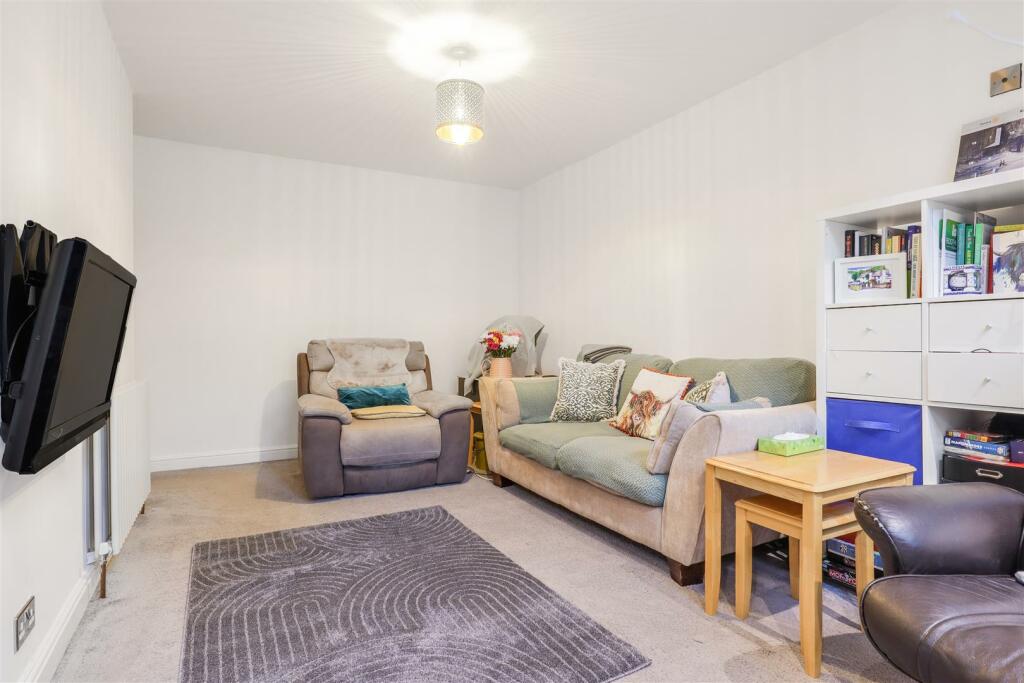 Additional image 6 of Towers Close, Kenilworth