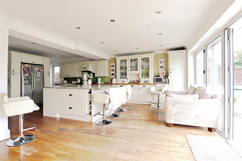 Additional image 8 of Shepherds Lane, Dartford