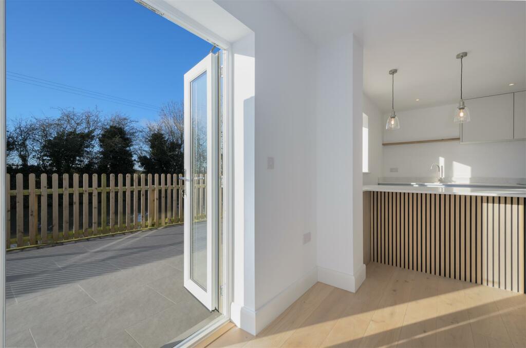 Additional image 12 of The Old Barn, Higham Lane, Stoke Golding.