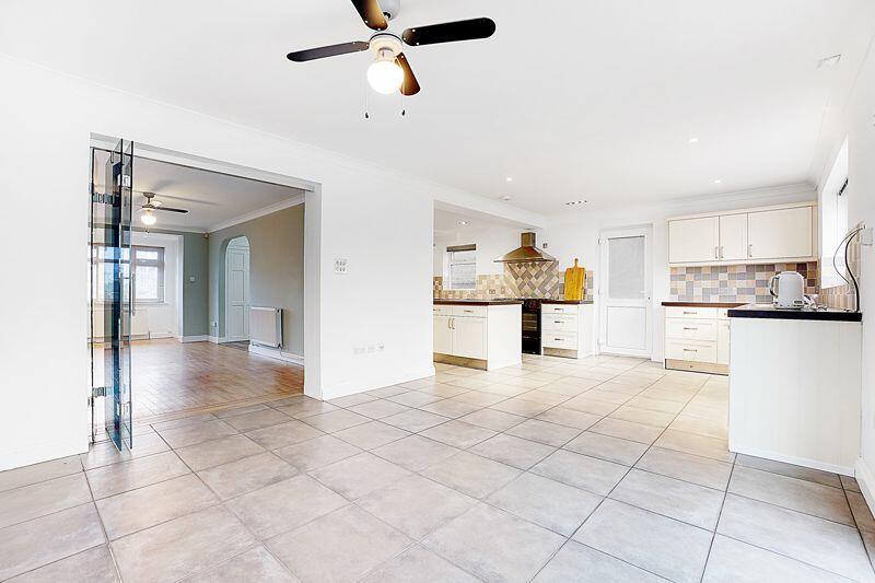 Additional image 18 of Carlton Avenue, Greenhithe