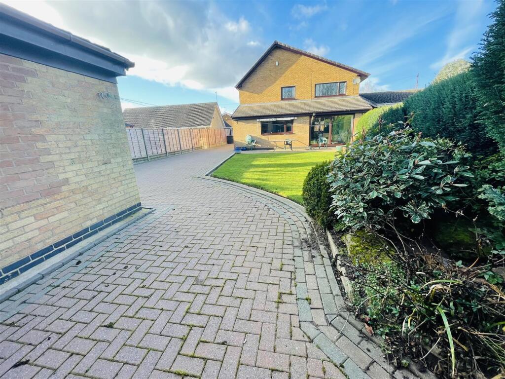 Additional image 21 of Middelburg Close, Whitestone