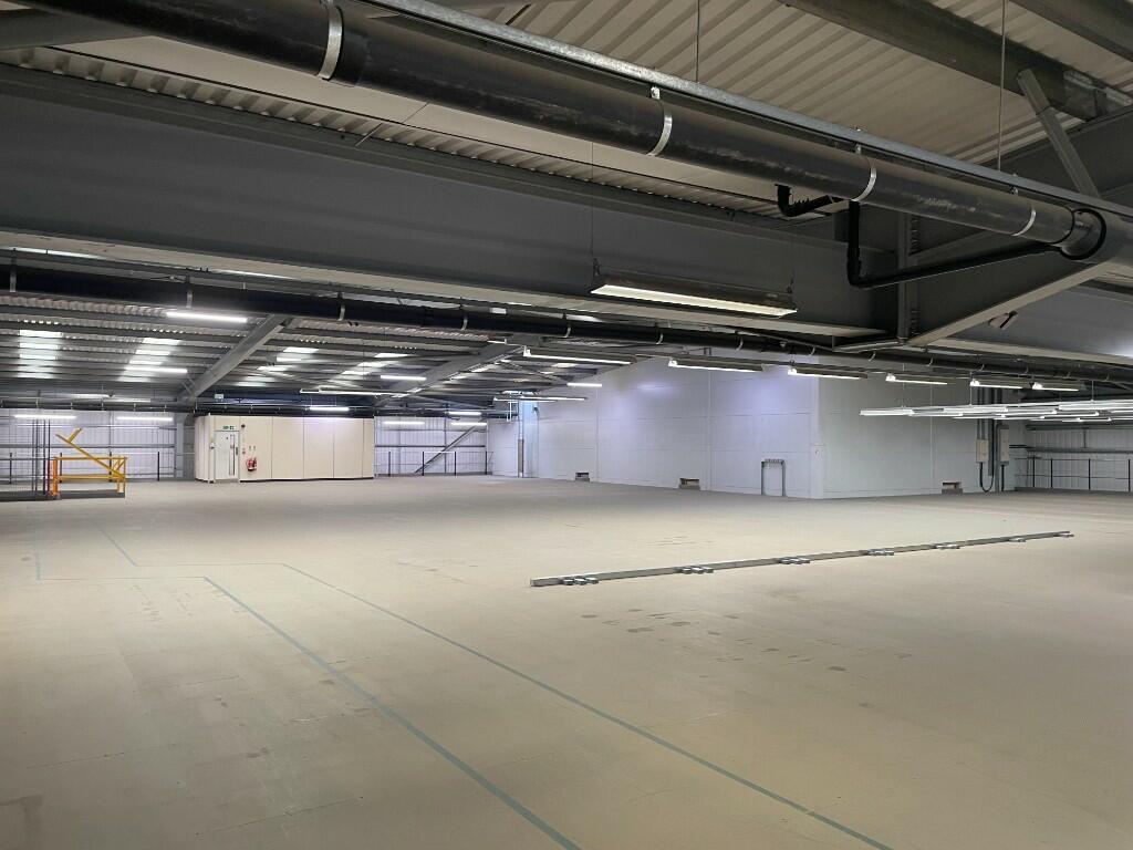 Additional image 3 of Pilgrims Walk, Coventry, West Midlands, CV6