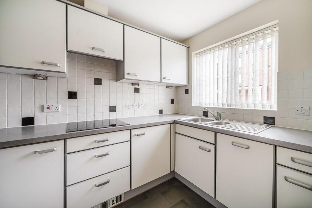 Additional image 3 of Marton Court, Lime Tree Village, Cawston, Rugby, Warwickshire CV22 7SW