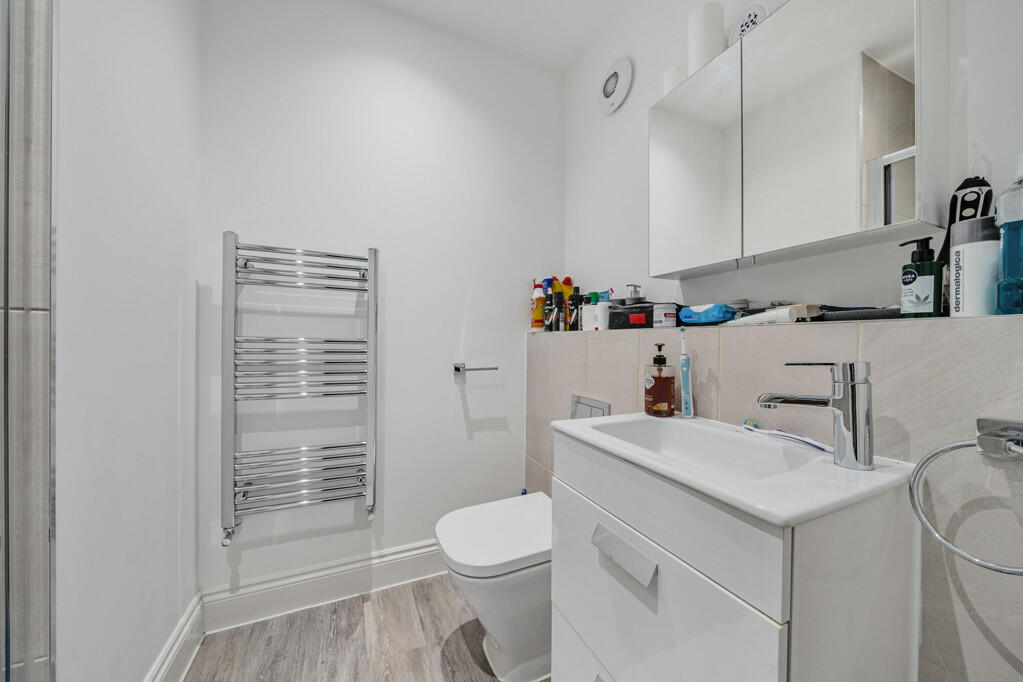 Additional image 19 of Parkwood Hill, Greenhithe, Kent