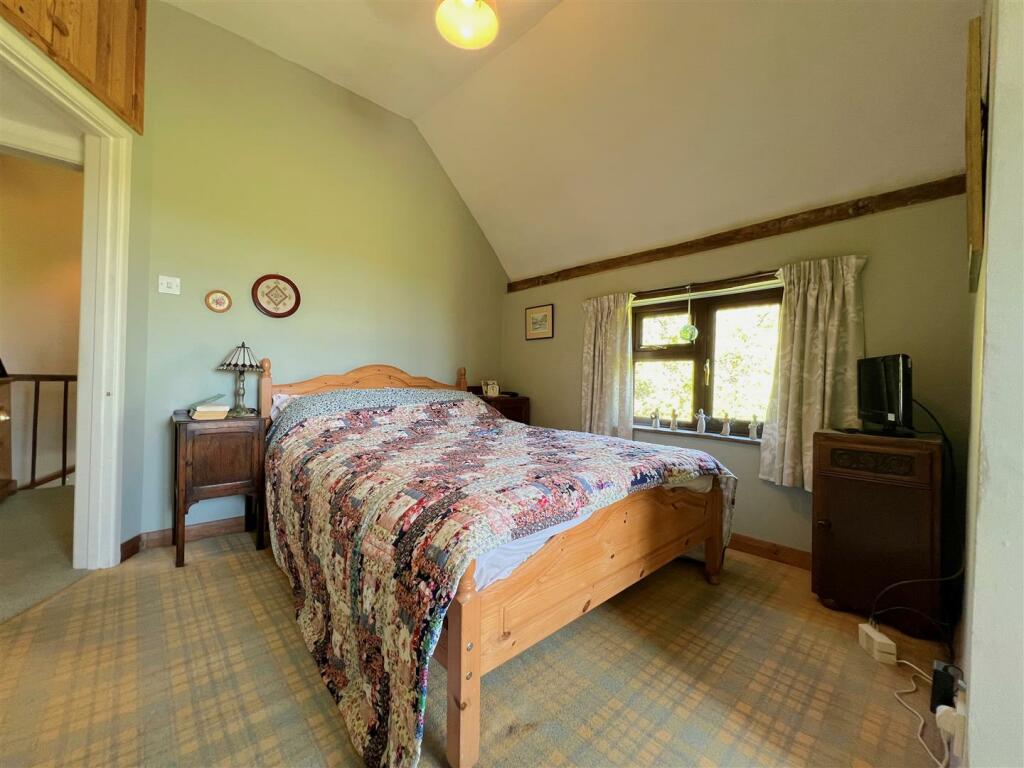 Additional image 23 of The Green, Chesterton, Leamington Spa