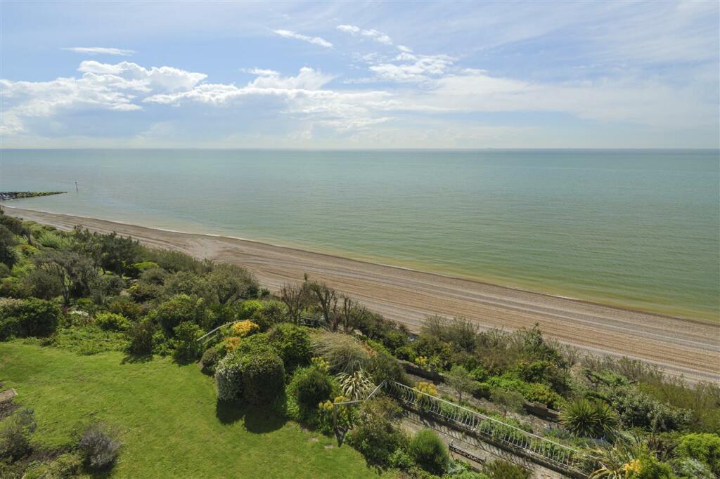 Additional image 5 of The Penthouse, 8 Cliffe House, Folkestone