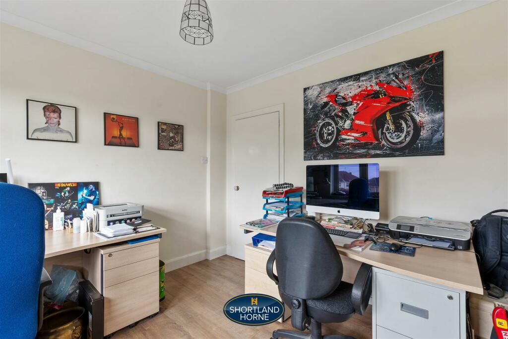 Additional image 21 of Knoll Drive, Styvechale, Coventry