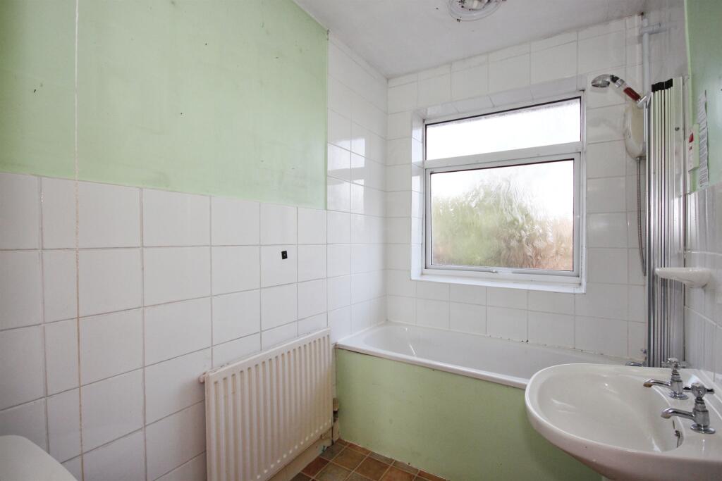 Additional image 6 of Wharf Street, Warwick