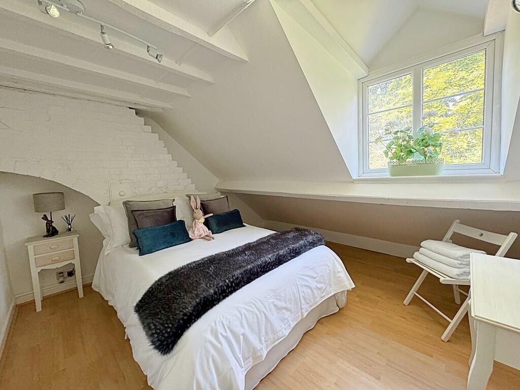 Additional image 12 of Castle Grove, Kenilworth