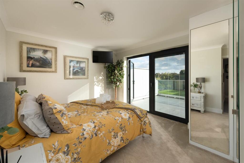 Additional image 22 of Sea Road, Westgate-on-Sea