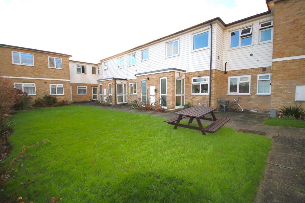 Additional image 21 of Queens Avenue, Canterbury