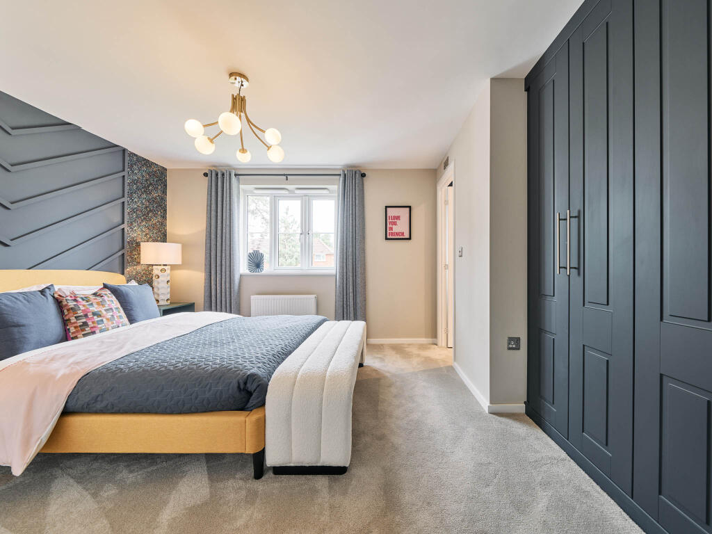 Additional image 10 of Glasshouse Lane,
Kenilworth,
Warwickshire
CV82AJ