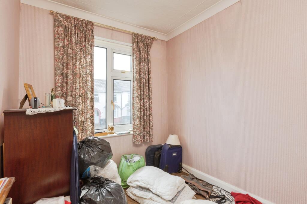 Additional image 14 of Milton Avenue, Gravesend, Kent, DA12