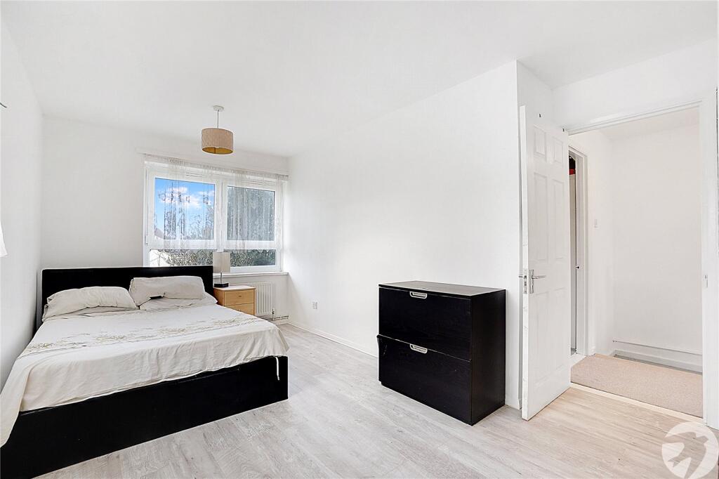 Additional image 11 of Fountain Walk, Northfleet, Gravesend, Kent, DA11