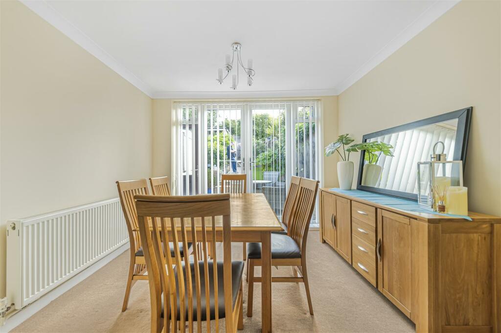 Additional image 14 of Castlefields, Istead Rise, Gravesend