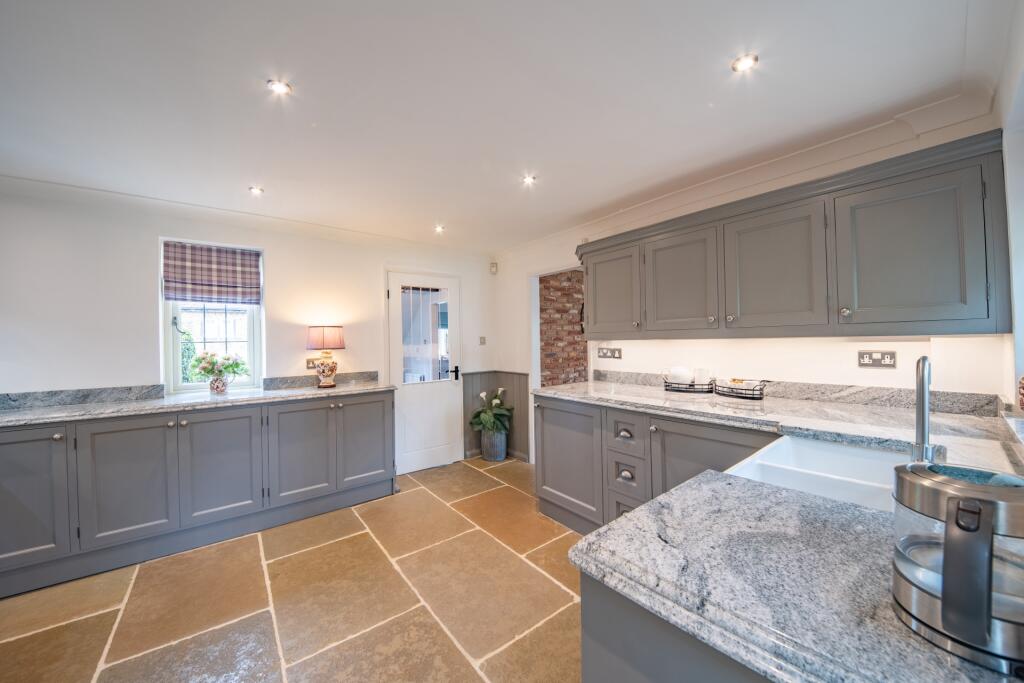 Additional image 8 of Main Road, Higham, DE55