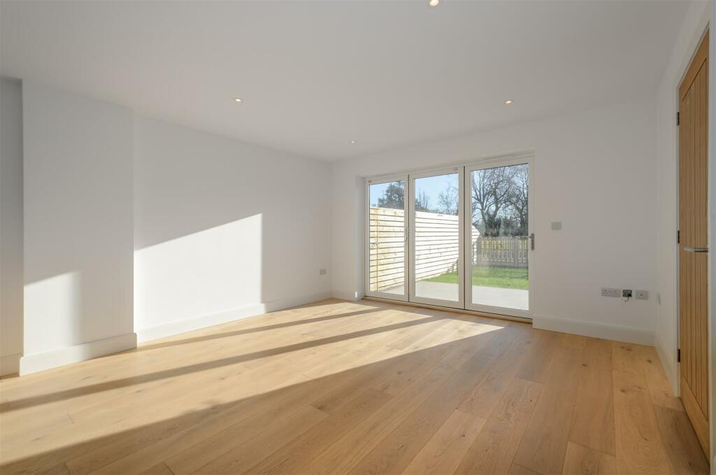 Additional image 6 of Meadow View, Higham Lane, Stoke Golding.