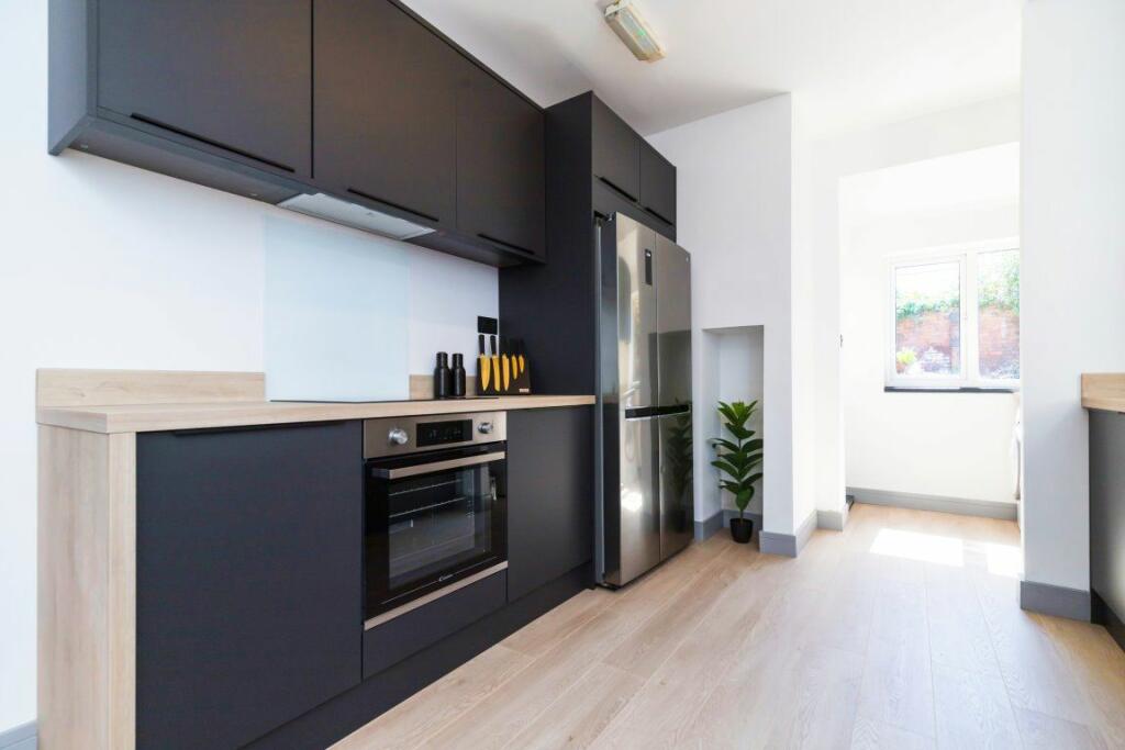 Additional image 11 of Stepping Lane - Student Property