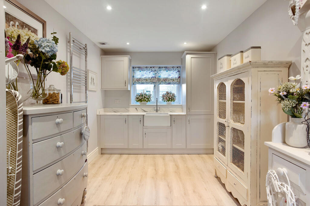 Additional image 8 of Winter Close, Loxley, CV35