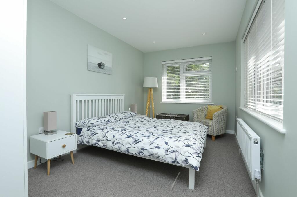 Additional image 15 of Royal Esplanade, Margate, CT9
