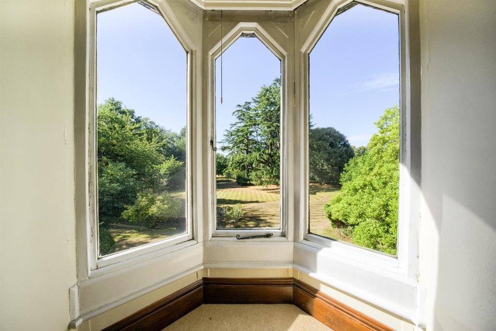 Additional image 8 of Warwick Road, Stratford-Upon-Avon